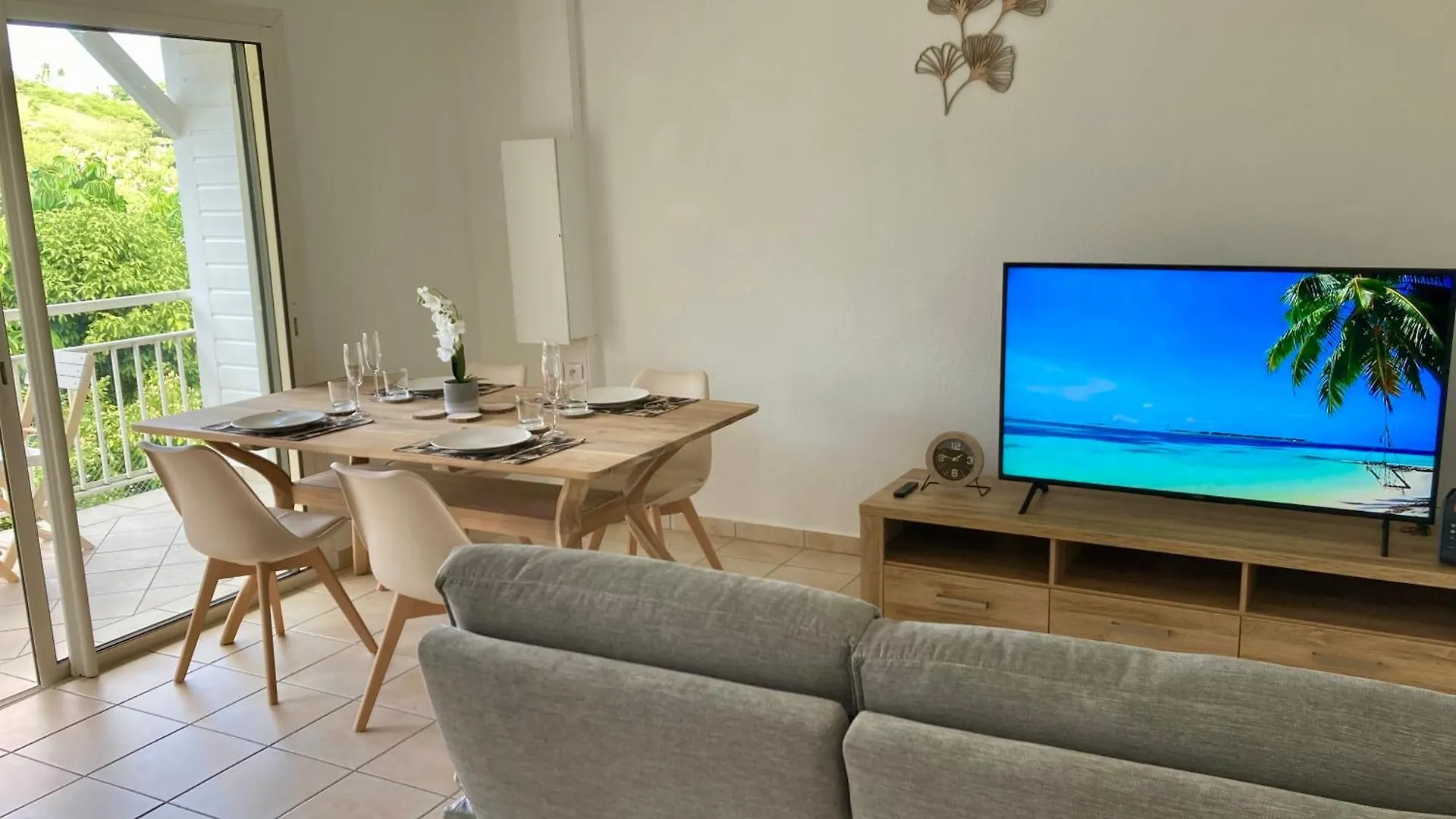 Logement Charme Vanille - Gosier - 2 Chambres - Piscine - Wifi - Parking Le Gosier